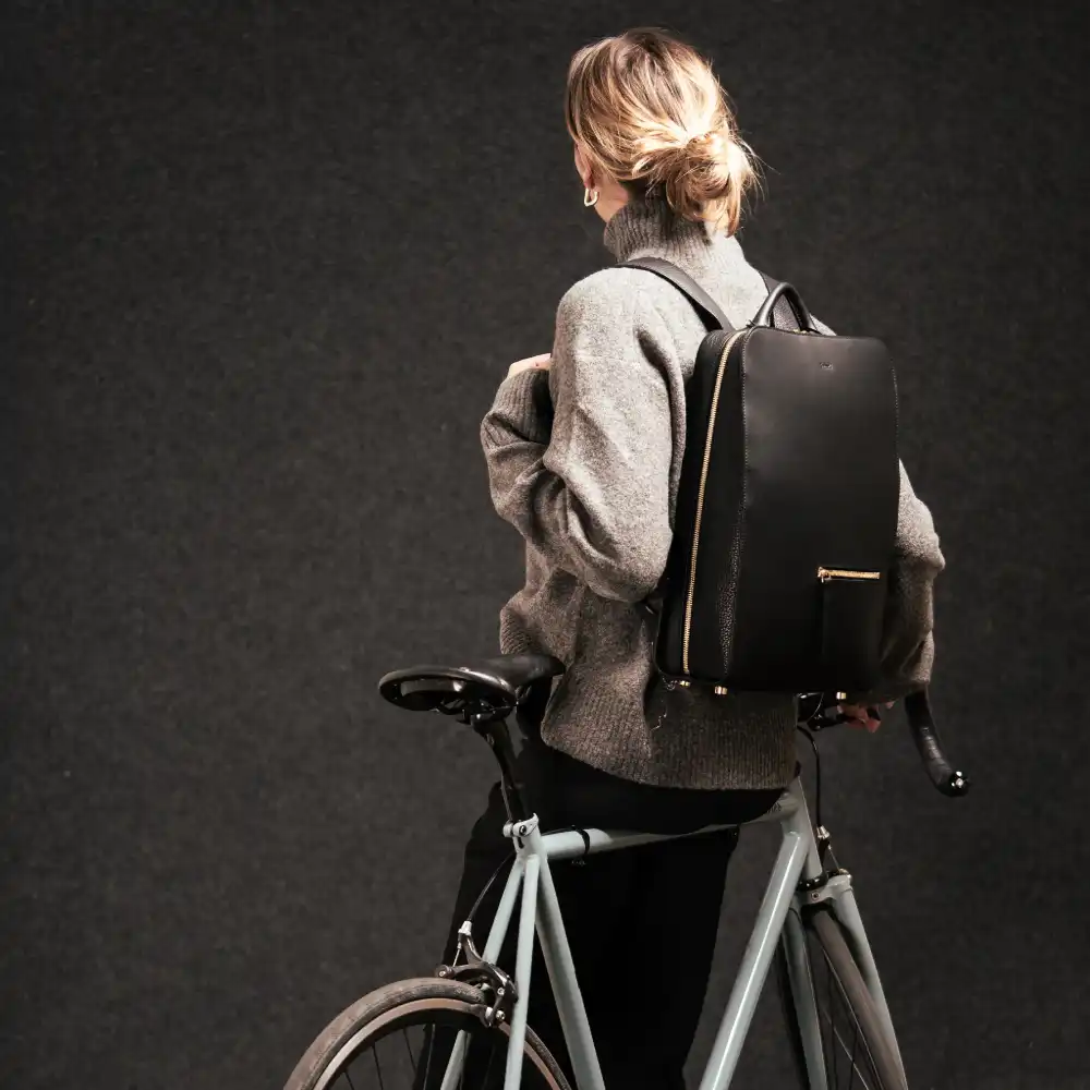 Chiara Slim Leather Backpack - Görsel 4