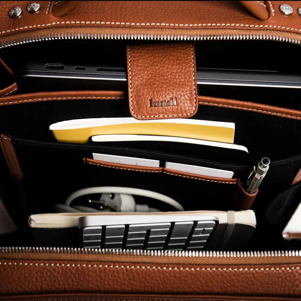 Smooth leather backpack - Görsel 2